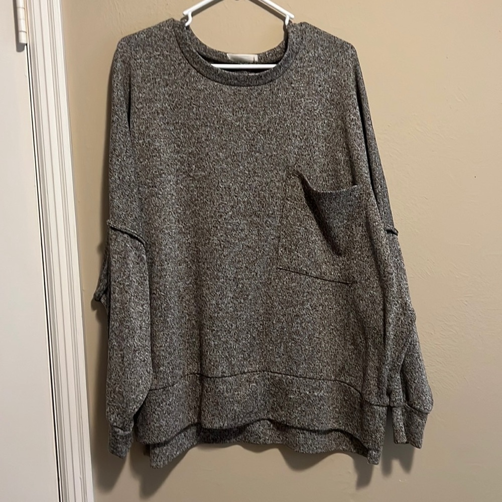 Long Sleeve Gray Pocket Sweater